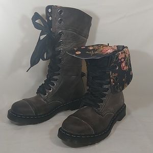 DOC MARTENS Triumph Women's Distressed Boots